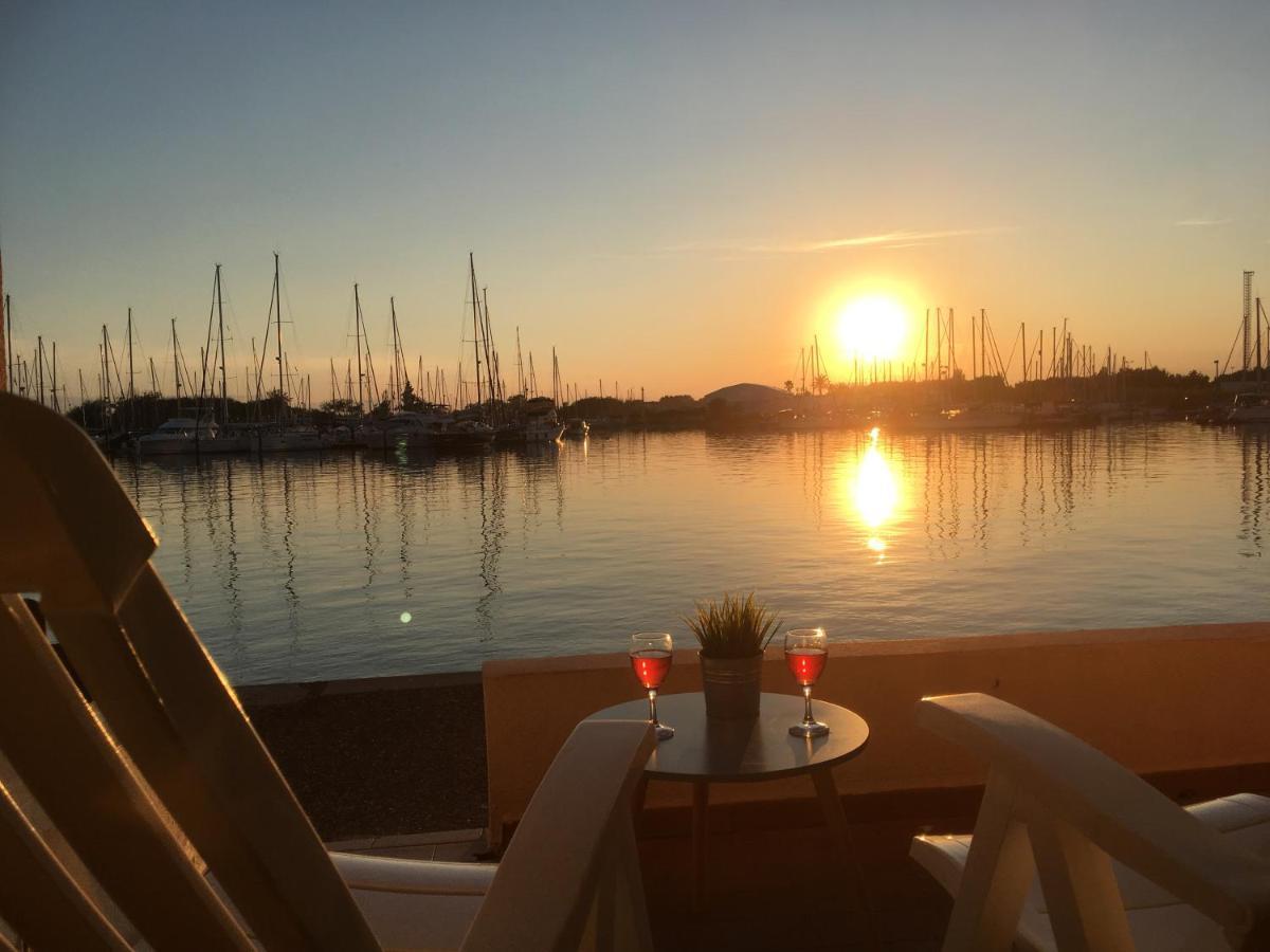 Studio - Les Pieds Dans L'Eau Agreable En Toutes Saisons 4 Couchages - Climatisation - Parking Prive - Piscine Sur Mer - Vue Magnifique Et Rare - Situation Optimum - Les Argonautes - Ile Des Pecheurs - Cap D'Agde Kültér fotó