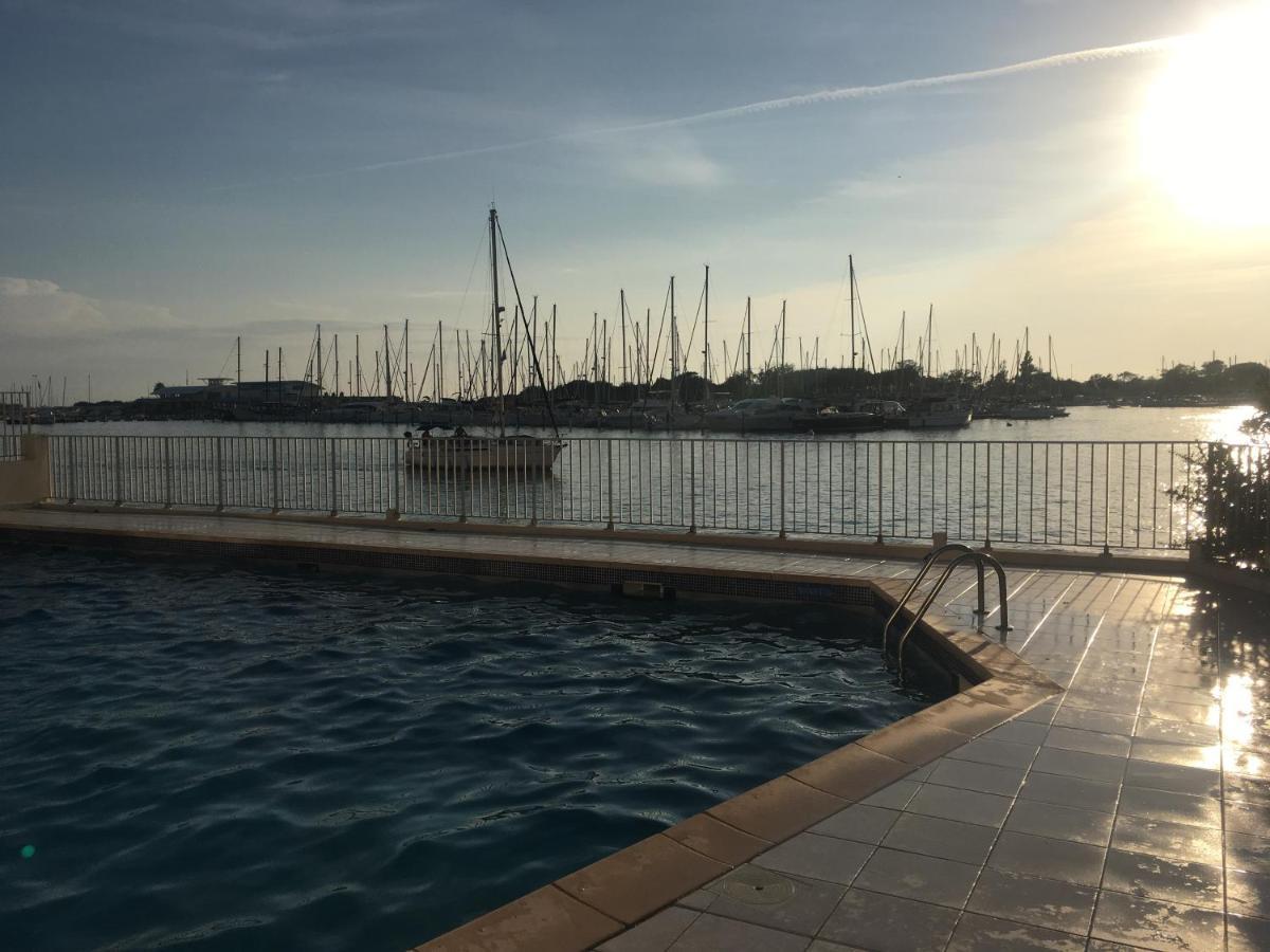Studio - Les Pieds Dans L'Eau Agreable En Toutes Saisons 4 Couchages - Climatisation - Parking Prive - Piscine Sur Mer - Vue Magnifique Et Rare - Situation Optimum - Les Argonautes - Ile Des Pecheurs - Cap D'Agde Kültér fotó