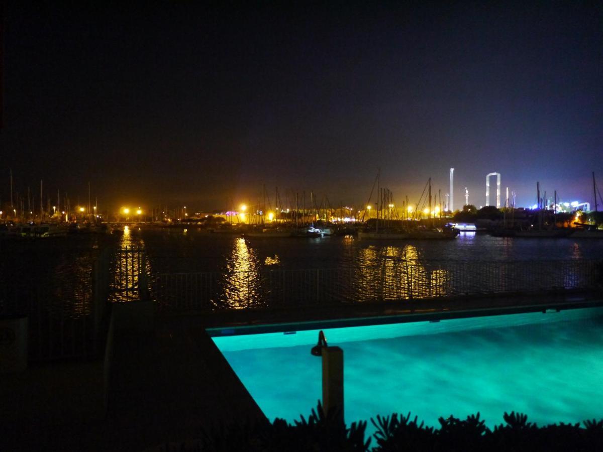 Studio - Les Pieds Dans L'Eau Agreable En Toutes Saisons 4 Couchages - Climatisation - Parking Prive - Piscine Sur Mer - Vue Magnifique Et Rare - Situation Optimum - Les Argonautes - Ile Des Pecheurs - Cap D'Agde Kültér fotó