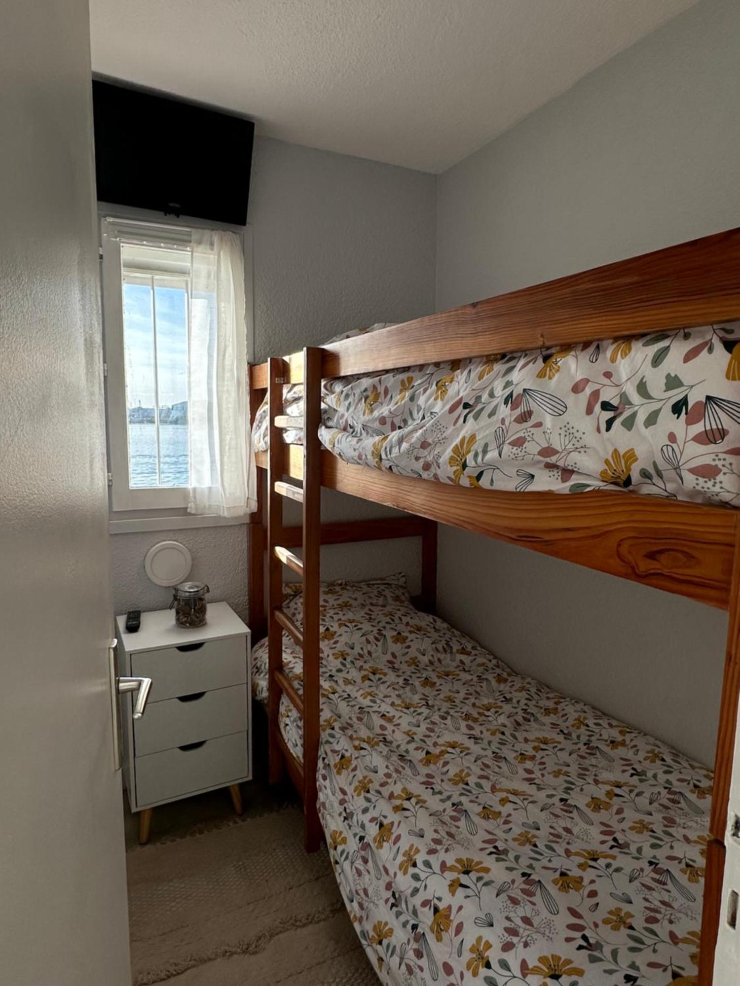 Studio - Les Pieds Dans L'Eau Agreable En Toutes Saisons 4 Couchages - Climatisation - Parking Prive - Piscine Sur Mer - Vue Magnifique Et Rare - Situation Optimum - Les Argonautes - Ile Des Pecheurs - Cap D'Agde Kültér fotó